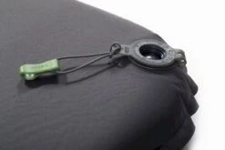 Exped SIM Comfort 5 LW Zelfopblazende Slaapmat -KampGear Winkel 1267 1900 6183 sim comfort valve in close 5472x3648