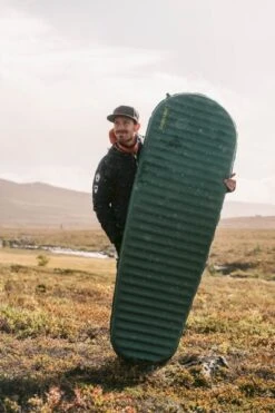 Therm-A-Rest Trail Pro 7.6 Zelfopblazende Slaapmat 13 Therm-A-Rest Trail Pro 7.6 Zelfopblazende Slaapmat -KampGear Winkel 1900 1267 2020 summer norway gjende baseberg 2070 1