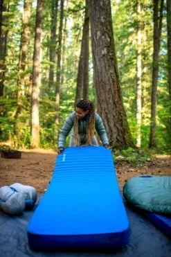 Therm-A-Rest MondoKing 3D 11.0 XW XL Zelfopblazende Slaapmat 20 Therm-A-Rest MondoKing 3D 11.0 XW XL Zelfopblazende Slaapmat -KampGear Winkel 1900 1267 2020 thermarest oregon 3sisters geiser 0623 1